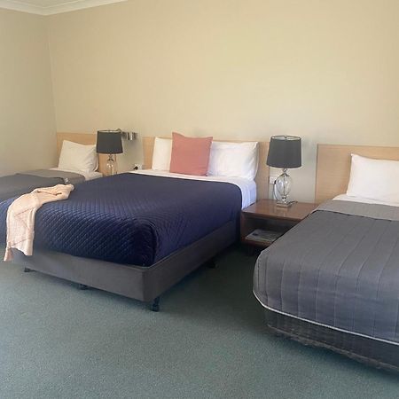 Tumbarumba Motel & Elms Restaurant Exterior photo